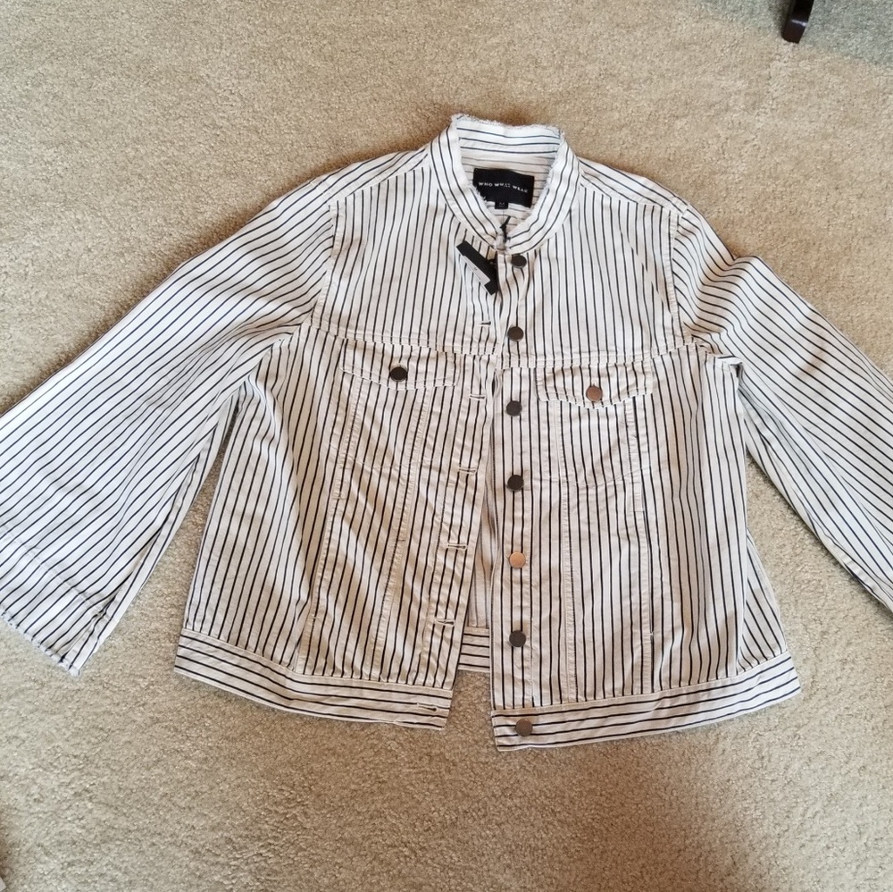 Cute Black Pinstriped Jacket with bell sleeves